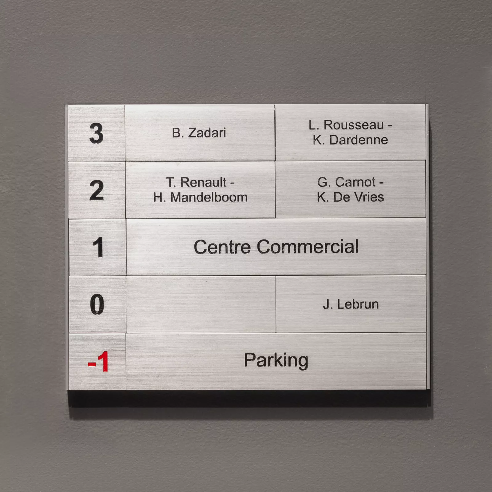 Modular aluminium nameplate Infonorm with floors