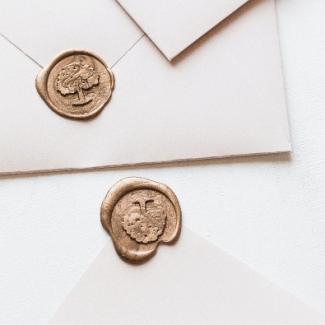 Lakstempels met maat gemaakt